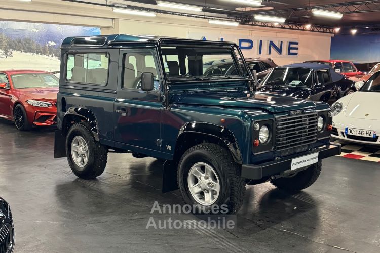 Land Rover Defender II 90 4.0 STATION WAGON ANNIVERSAIRE BVA N•20/25 - <small></small> 89.900 € <small></small> - #3