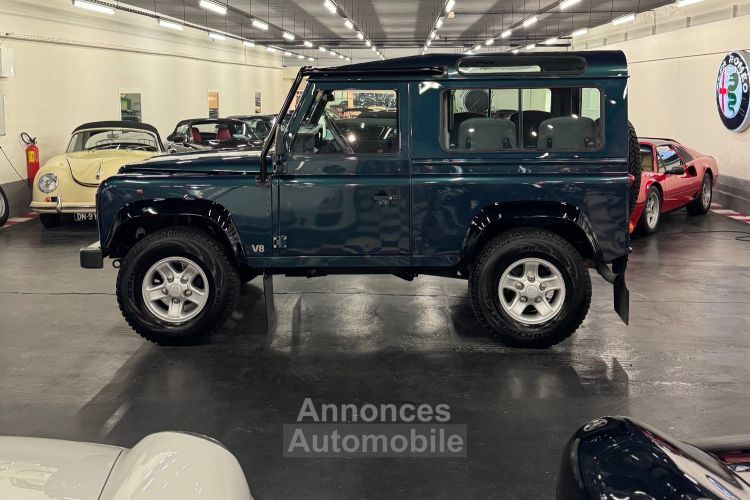 Land Rover Defender II 90 4.0 STATION WAGON ANNIVERSAIRE BVA N•20/25 - <small></small> 89.900 € <small></small> - #5