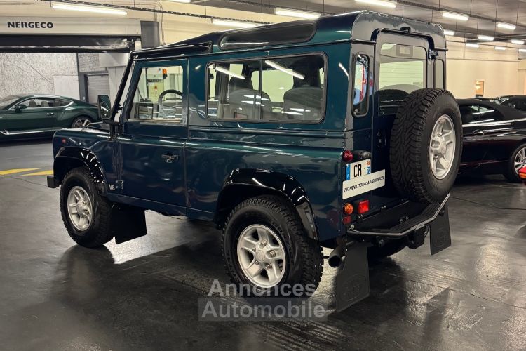 Land Rover Defender II 90 4.0 STATION WAGON ANNIVERSAIRE BVA N•20/25 - <small></small> 89.900 € <small></small> - #9