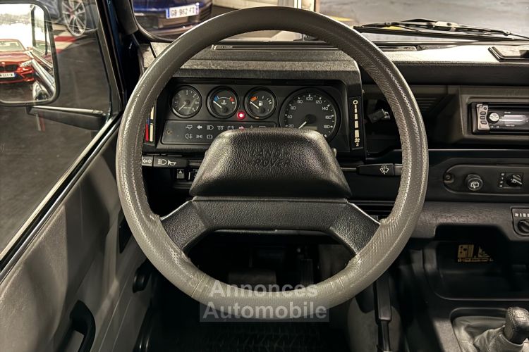 Land Rover Defender II 90 4.0 STATION WAGON ANNIVERSAIRE BVA N•20/25 - <small></small> 89.900 € <small></small> - #14