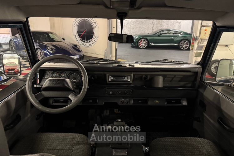 Land Rover Defender II 90 4.0 STATION WAGON ANNIVERSAIRE BVA N•20/25 - <small></small> 89.900 € <small></small> - #16