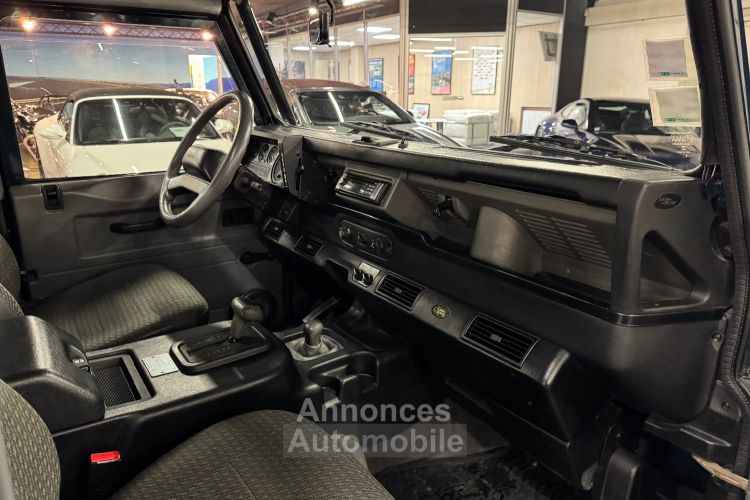 Land Rover Defender II 90 4.0 STATION WAGON ANNIVERSAIRE BVA N•20/25 - <small></small> 89.900 € <small></small> - #20