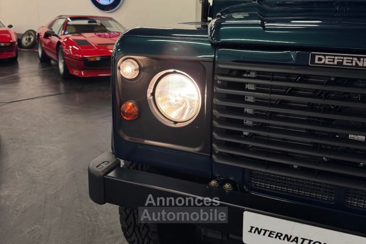 Land Rover Defender II 90 4.0 STATION WAGON ANNIVERSAIRE BVA N•20/25 - <small></small> 89.900 € <small></small> - #26