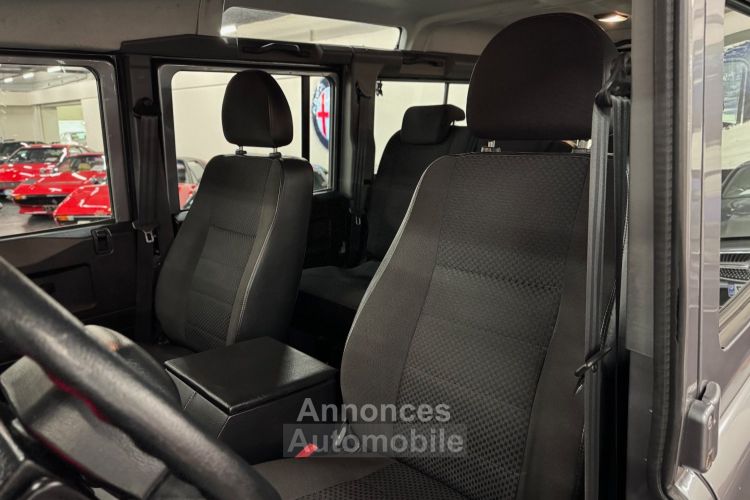 Land Rover Defender III 110 TDI 122 8CV STATION WAGON SE - <small></small> 59.000 € <small></small> - #28