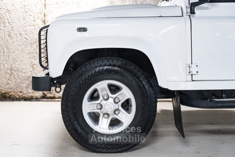 Land Rover Defender (III) 130 Crew Cab - <small>A partir de </small>680 EUR <small>/ mois</small> - #10