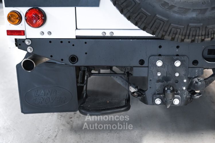 Land Rover Defender (III) 130 Crew Cab - <small>A partir de </small>680 EUR <small>/ mois</small> - #22