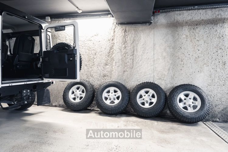 Land Rover Defender (III) 130 Crew Cab - <small>A partir de </small>680 EUR <small>/ mois</small> - #23