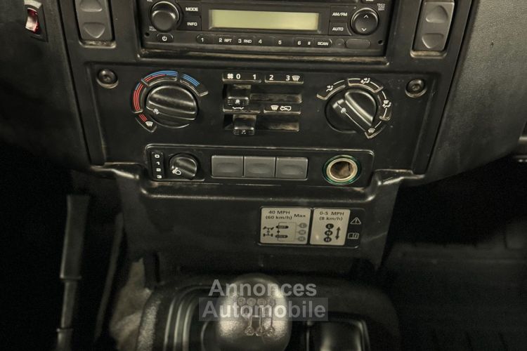 Land Rover Defender III 90 TD4 SOFT TOP - <small></small> 53.000 € <small></small> - #33