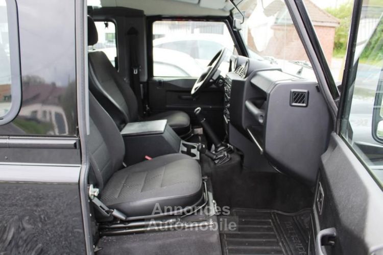 Land Rover Defender III UTILITAIRE III 90 SE - <small></small> 43.800 € <small>TTC</small> - #10