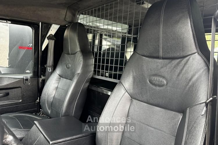 Land Rover Defender Land Rover 90 TD4 122CH BLACK EDITION LIMITE 105-150 ETAT NEUF - <small></small> 47.990 € <small>TTC</small> - #11