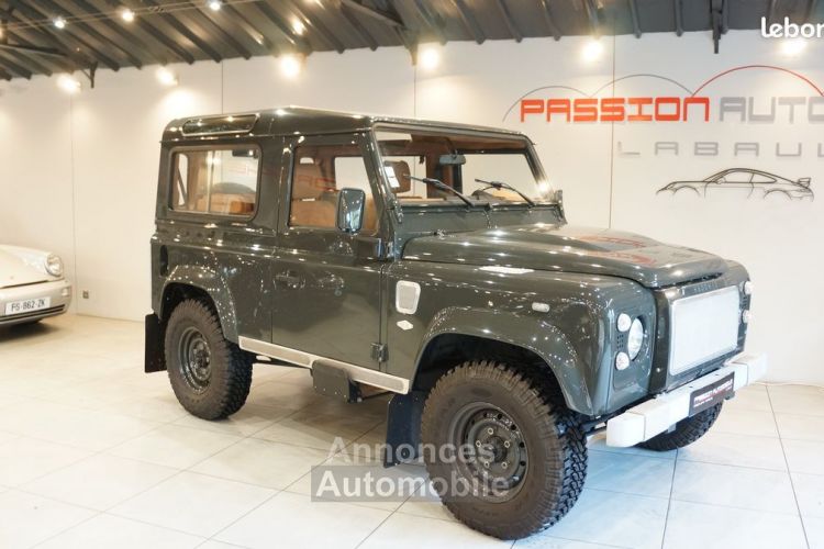 Land Rover Defender Land Rover 90 TD4 HEDONIC, 2011-96500km - <small></small> 98.500 € <small>TTC</small> - #1