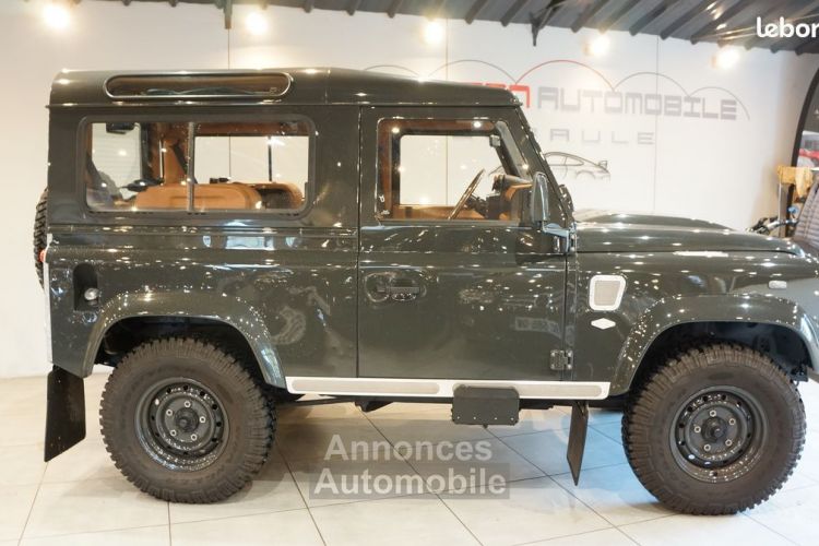 Land Rover Defender Land Rover 90 TD4 HEDONIC, 2011-96500km - <small></small> 98.500 € <small>TTC</small> - #2