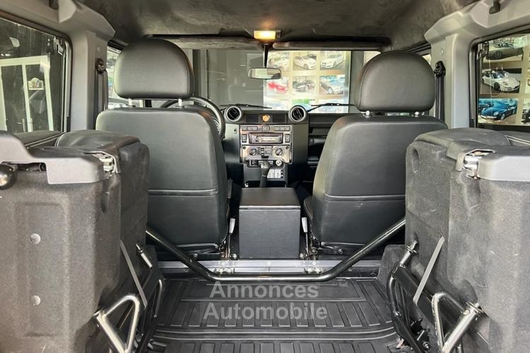 Land Rover Defender Land rover iii utilitaire 2.2 122 se - <small></small> 67.500 € <small>TTC</small> - #4