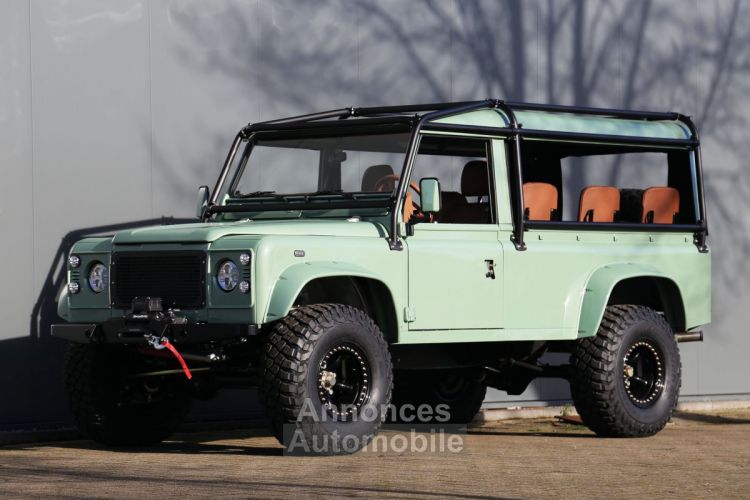 Land Rover Defender Miyo by Carcave 90 or 110 Miyo 3.500 cc 200 bhp  original engine - Prix sur Demande - #18