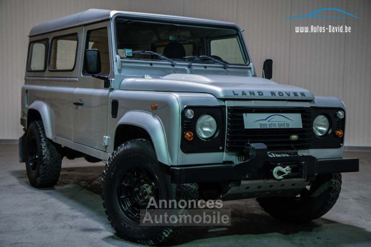 Land Rover Defender Rover 110 VAN 2.4 Turbo – D - 4X4 - LICHTE VRACHT - TREKHAAK - <small></small> 29.999 € <small>TTC</small> - #1