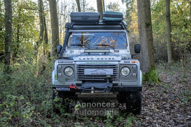 Land Rover Defender Rover 110 VAN 2.4 Turbo - LICHTE VRACHT - DAKTENT - ZETELVERWARMING - TOILET - FRIGOBOX - <small></small> 33.999 € <small>TTC</small> - #4