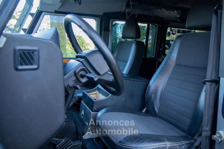 Land Rover Defender Rover 110 VAN 2.4 Turbo - LICHTE VRACHT - DAKTENT - ZETELVERWARMING - TOILET - FRIGOBOX - <small></small> 34.999 € <small>TTC</small> - #11