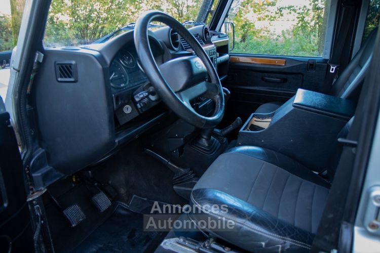 Land Rover Defender Rover 110 VAN 2.4 Turbo - LICHTE VRACHT - DAKTENT - ZETELVERWARMING - TOILET - FRIGOBOX - <small></small> 34.999 € <small>TTC</small> - #12