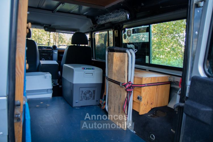 Land Rover Defender Rover 110 VAN 2.4 Turbo - LICHTE VRACHT - DAKTENT - ZETELVERWARMING - TOILET - FRIGOBOX - <small></small> 34.999 € <small>TTC</small> - #28