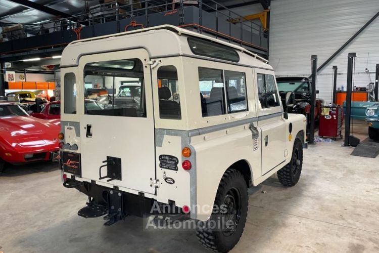 Land Rover Defender SERIE III SAHARA 90 DIESEL 7 PLACES - <small></small> 29.900 € <small>TTC</small> - #11