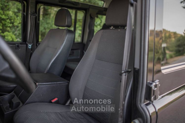 Land Rover Defender Station Wagon 110 - Prix sur Demande - #11