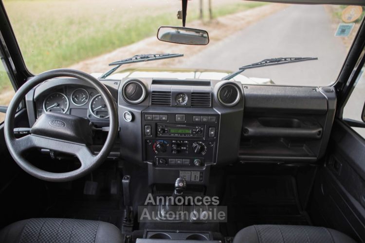 Land Rover Defender Station Wagon 110 - Prix sur Demande - #14