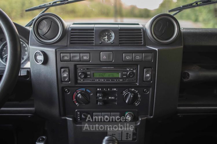 Land Rover Defender Station Wagon 110 - Prix sur Demande - #15