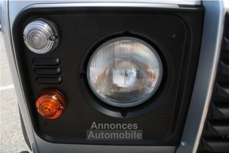 Land Rover Defender Station Wagon 90 90 MARK VI E - <small></small> 52.900 € <small>TTC</small> - #7