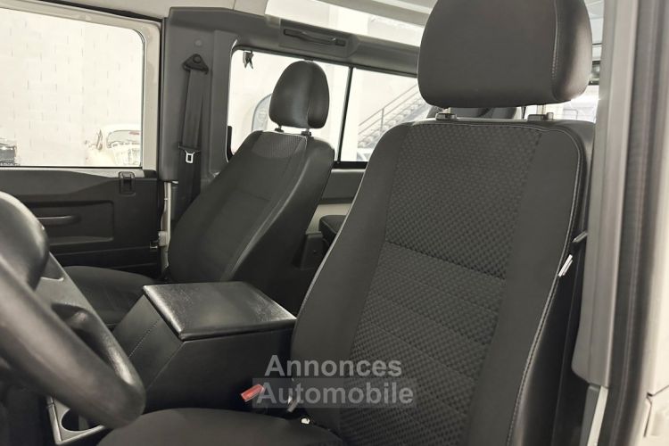 Land Rover Defender Station Wagon 90 MARK II S - <small></small> 35.990 € <small>TTC</small> - #4