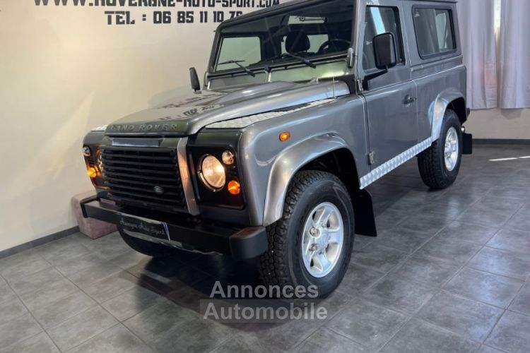 Land Rover Defender Station Wagon III 90 2.4 TD4 122cv 4X4 3P BVM SE - <small></small> 39.450 € <small>TTC</small> - #1