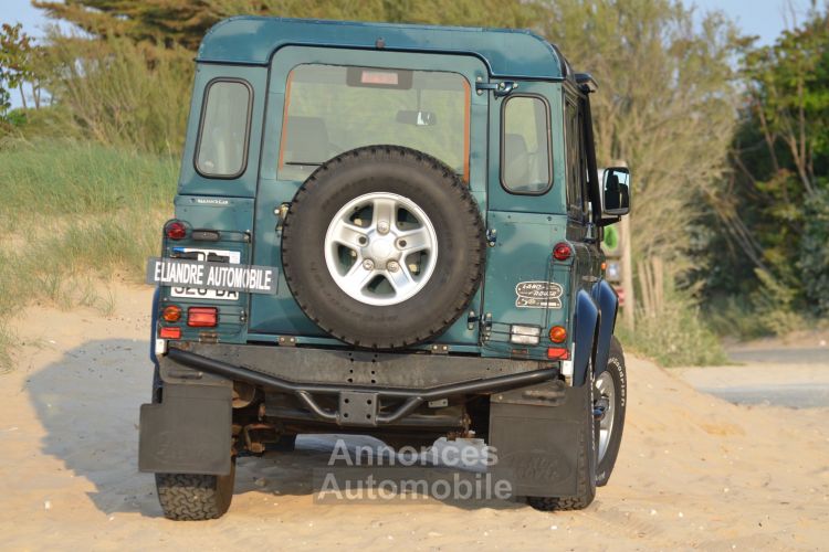 Land Rover Defender Station Wagon LAND ROVER DEFENDER 90 Station Wagon 4.0 V8 50ème Anniversaire boite automatique 31000 km - <small></small> 75.000 € <small>TTC</small> - #11