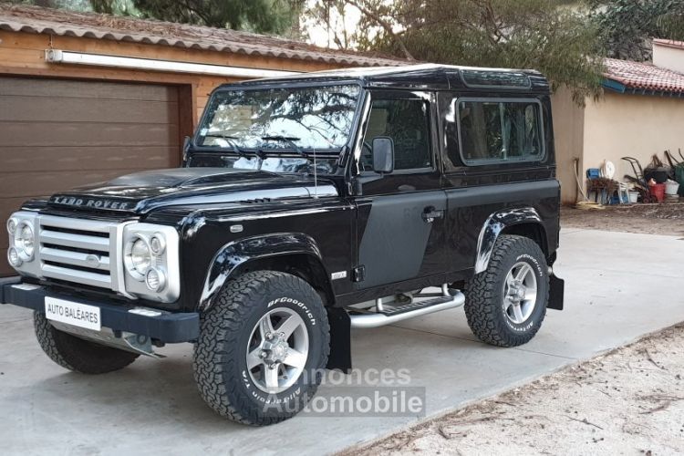 Land Rover Defender Station Wagon SVX TD4 122 SW90 60 YEARS - <small></small> 45.900 € <small>TTC</small> - #1