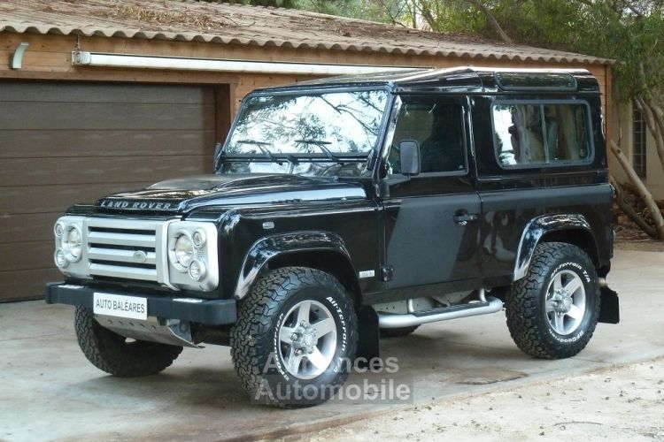 Land Rover Defender Station Wagon SVX TD4 122 SW90 60 YEARS - <small></small> 45.900 € <small>TTC</small> - #21
