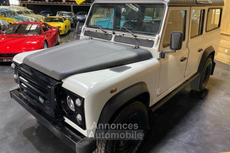 Land Rover Defender Superbe Land rover 110 td5 9 places - <small></small> 34.990 € <small>TTC</small> - #3