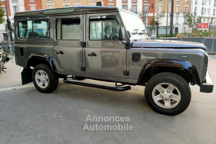 Land Rover Defender TD5 110 // 9 places // RHD - <small></small> 19.900 € <small>TTC</small> - #4