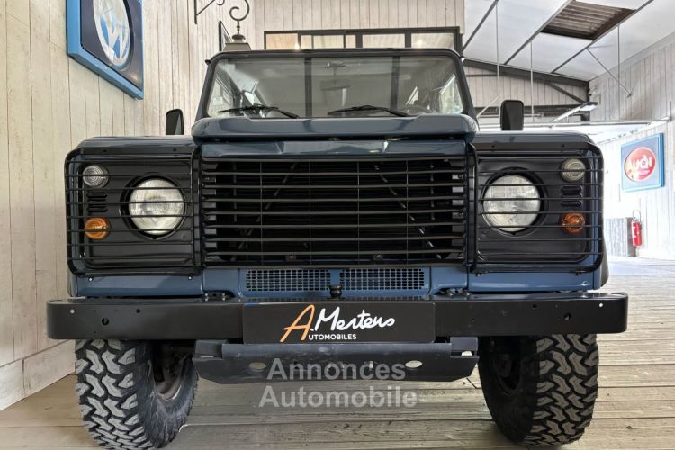 Land Rover Defender TD5 110 SW 9PL TVA - <small></small> 44.950 € <small>TTC</small> - #3