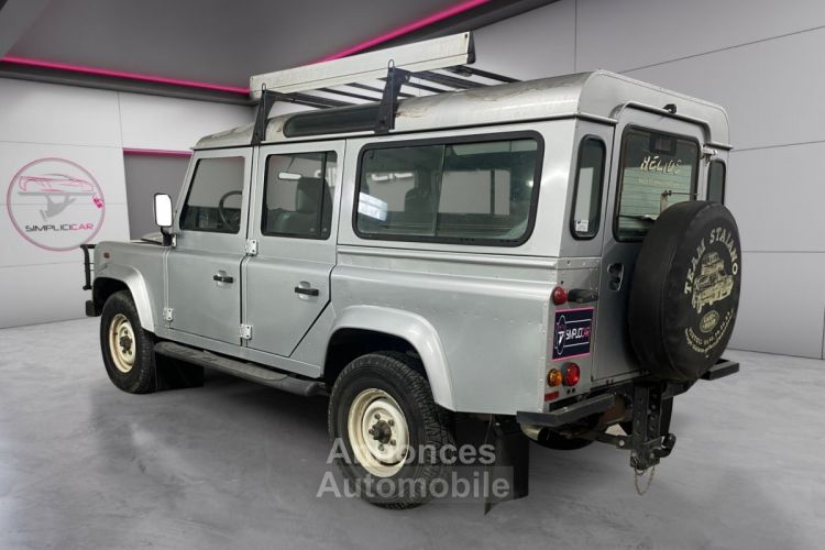 Land Rover Defender TD5 2L5 Station Wagon 9 Places // CLIM / ATTELAGE / MARCHE PIED / ENTRETIEN A JOUR / VITRES ARRIERES COULISSANTES - <small></small> 30.990 € <small>TTC</small> - #3