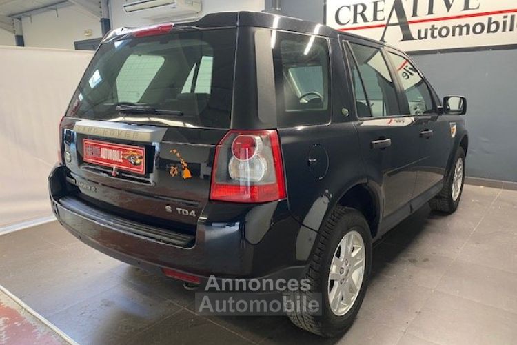 Land Rover Freelander II 2.2 TD4 152 CV DPF S 4X4 - <small></small> 9.900 € <small>TTC</small> - #3