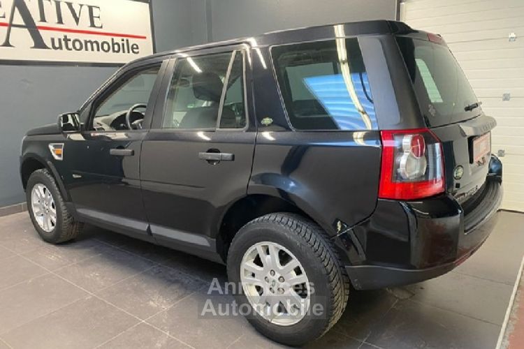 Land Rover Freelander II 2.2 TD4 152 CV DPF S 4X4 - <small></small> 9.900 € <small>TTC</small> - #12