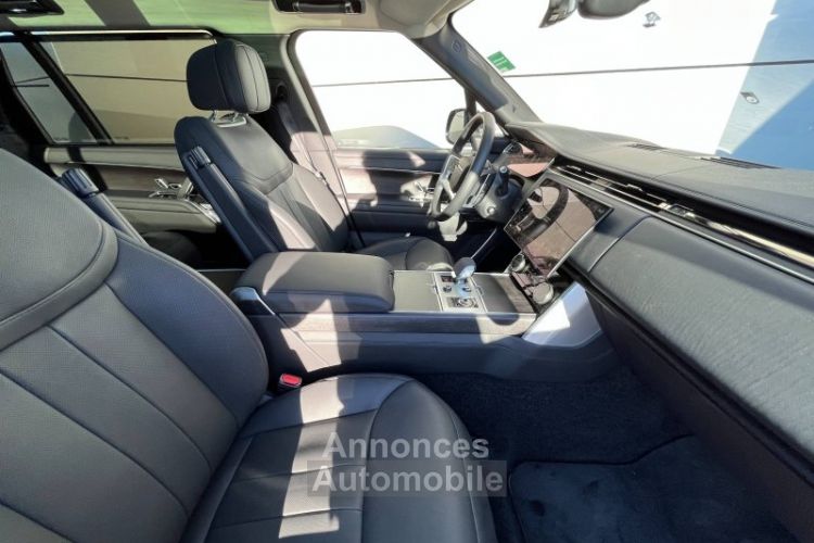 Land Rover Range Rover 3.0 P440e 440ch PHEV Autobiography LWB 28cv - <small></small> 140.000 € <small>TTC</small> - #3