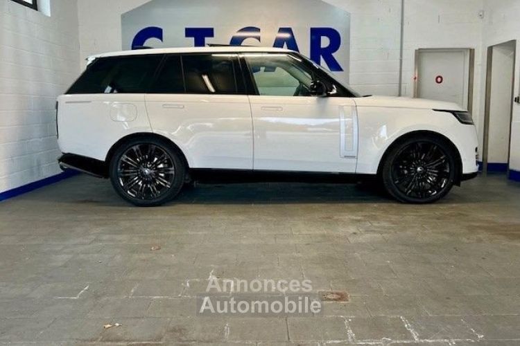 Land Rover Range Rover D350 Autobiography  Mild-Hybrid IAHKIPanoIVOLL - <small></small> 149.000 € <small>TTC</small> - #2