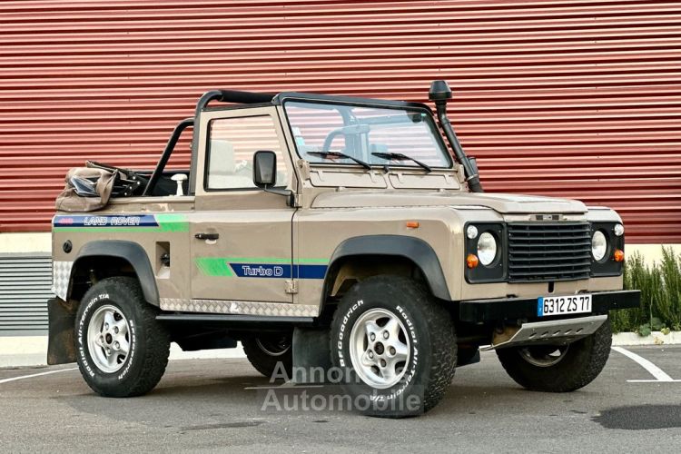 Land Rover Range Rover Land Defender 90 Cabriolet TurboD - <small></small> 30.990 € <small>TTC</small> - #3
