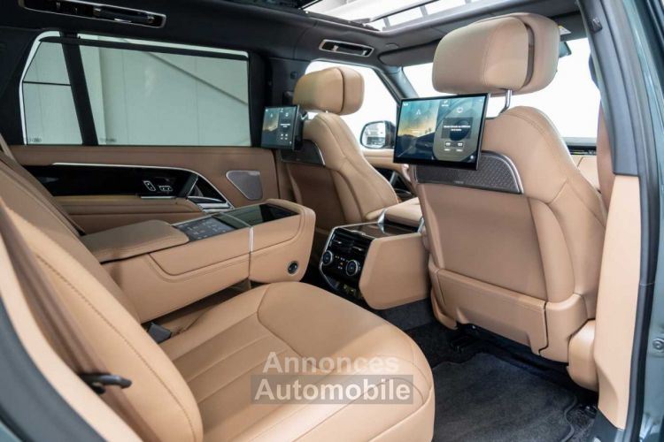 Land Rover Range Rover P460e Hybrid Autobiography LWB Massage Executive - <small></small> 189.990 € <small>TTC</small> - #18