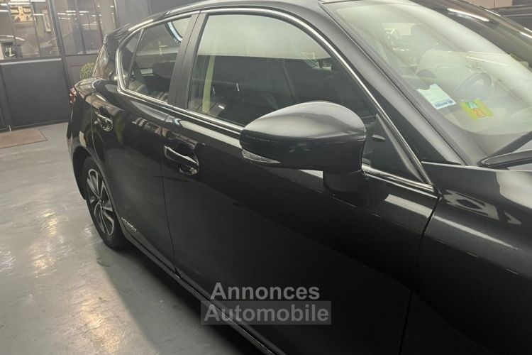 Lexus CT 200h - <small></small> 17.990 € <small>TTC</small> - #18