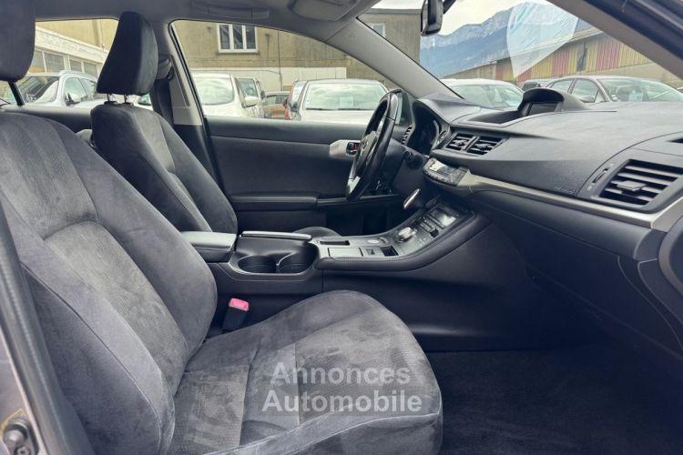 Lexus CT 200H F SPORT / CRITERE 1 / CREDIT / TOUTES FACTURES/ - <small></small> 14.999 € <small>TTC</small> - #11