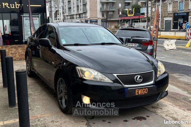 Lexus IS 2.2 220 D 177 CH BLACK LINE Moteur à Chaine - <small></small> 4.990 € <small>TTC</small> - #3