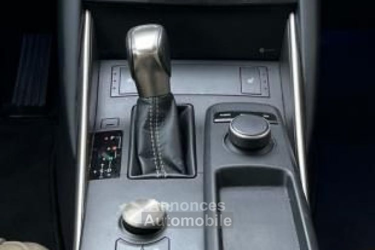 Lexus IS 2.5 300 H 223H 180 HEV EXECUTIVE BVA NOMBREUSES OPTIONS - <small></small> 19.490 € <small>TTC</small> - #12