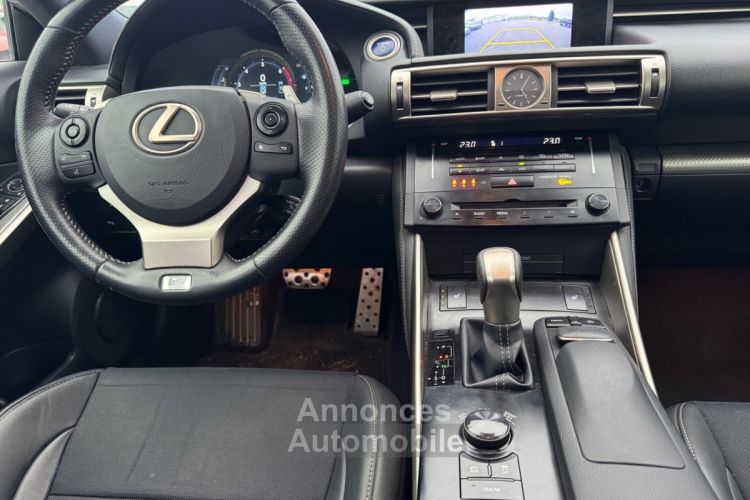 Lexus IS 300h F Sport - <small></small> 20.480 € <small>TTC</small> - #12