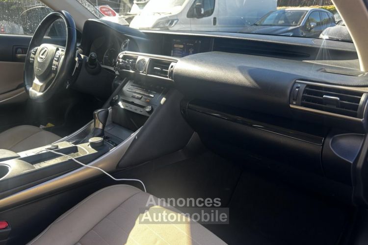 Lexus IS F 300h - BV E-CVT 300H Sport PHASE 2 - <small></small> 21.990 € <small>TTC</small> - #13