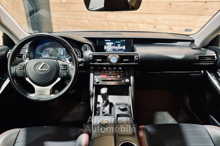 Lexus IS iii (2) 300h sport edition - <small></small> 21.990 € <small>TTC</small> - #4